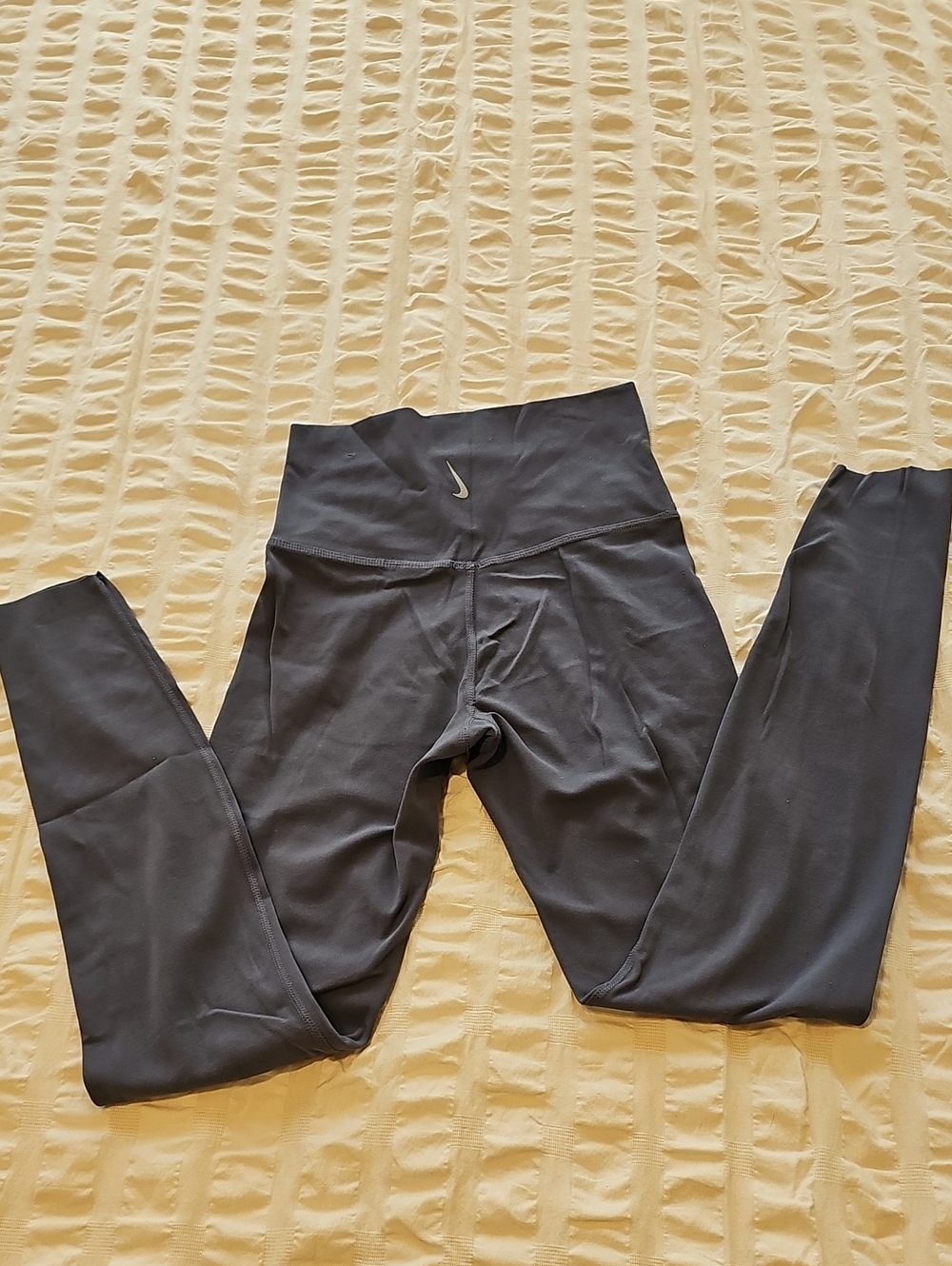 Nike Dry-Fit Size XS Grayish Purple High-Waist Yoga Running Workout Leggings